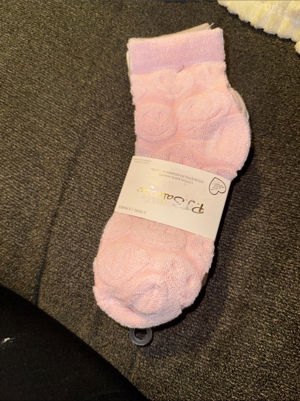 PJ Salvage NWT Women’s Cozy Pink Textured Fuzzy Socks 6 Pairs (Size 4-10)